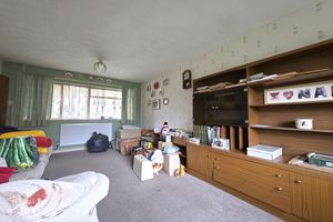 Lounge- click for photo gallery